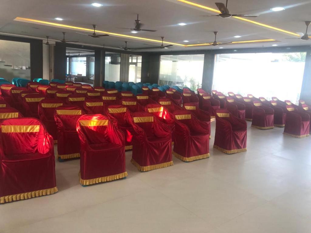 Grand Meridian Vinnamangalam Exteriér fotografie