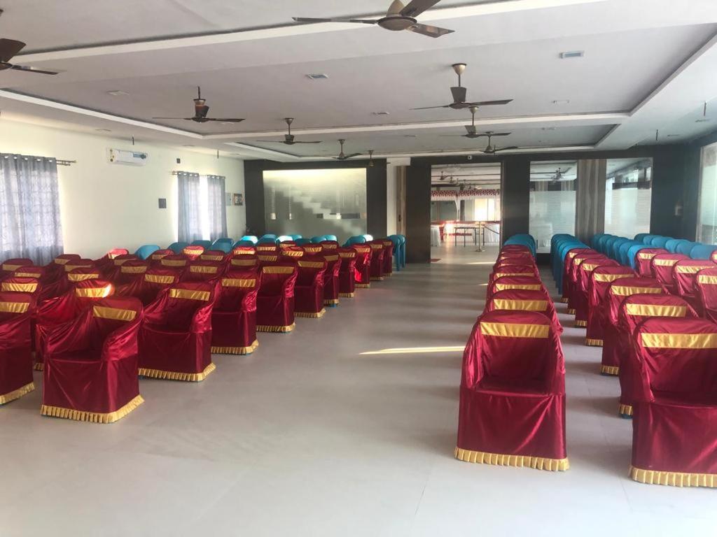 Grand Meridian Vinnamangalam Exteriér fotografie